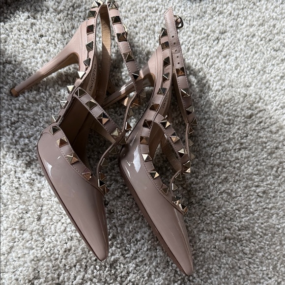 Valentino Women's Blush Patent Leather Studded Heels - Picture 7 of 13